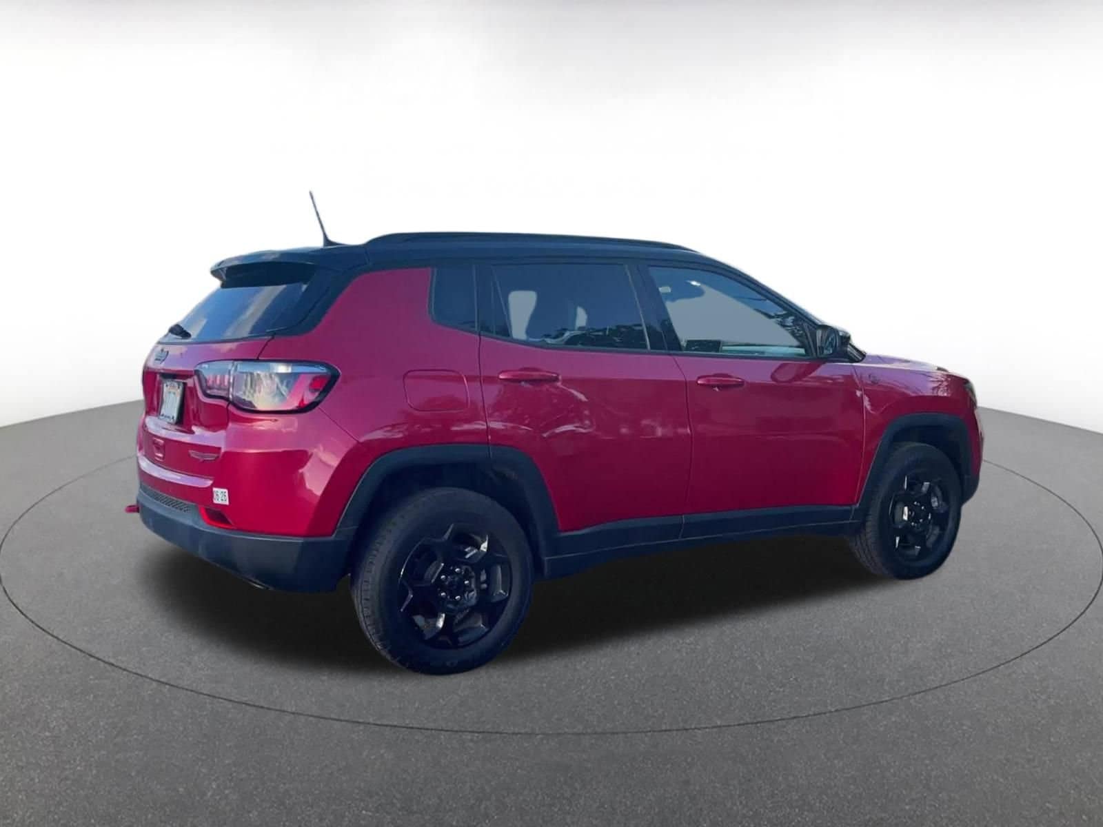Thumbnail: 2023 Jeep Compass - 14