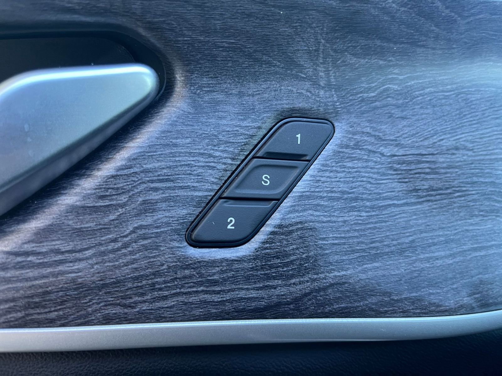 Thumbnail: 2023 Jeep Grand Cherokee - 22