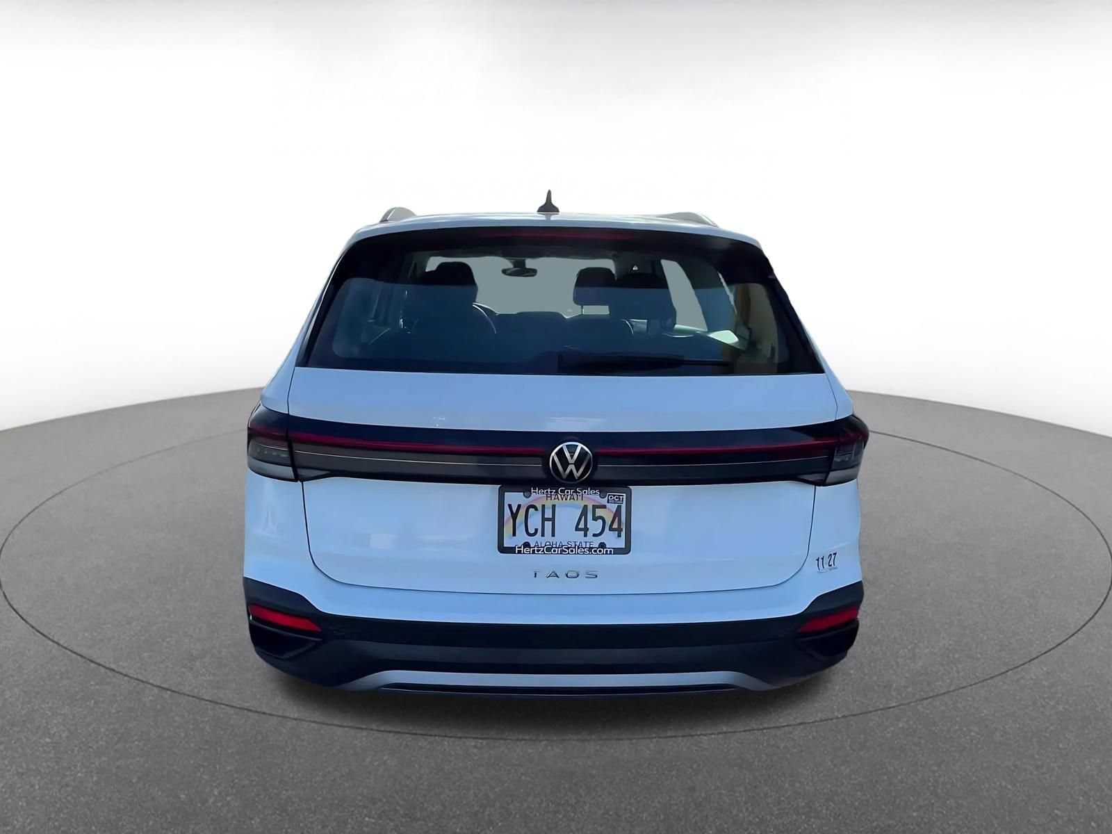 Thumbnail: 2026 Volkswagen Taos - 12