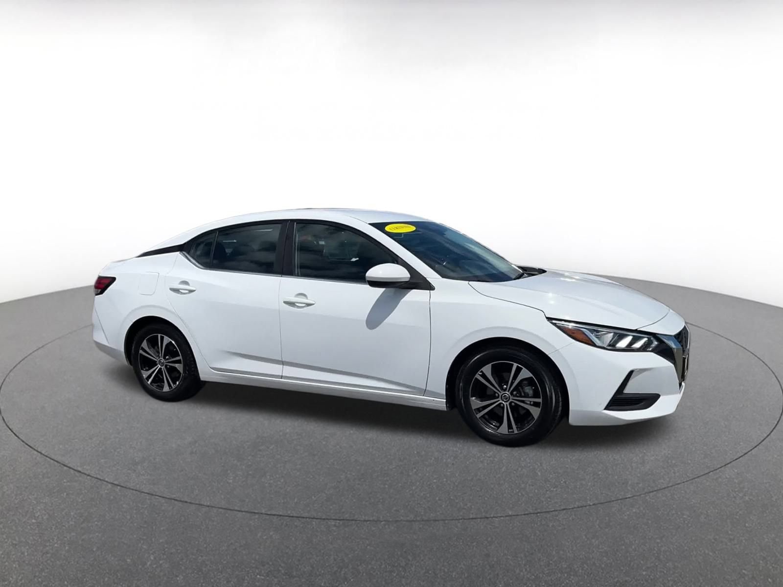 Thumbnail: 2021 Nissan Sentra - 2