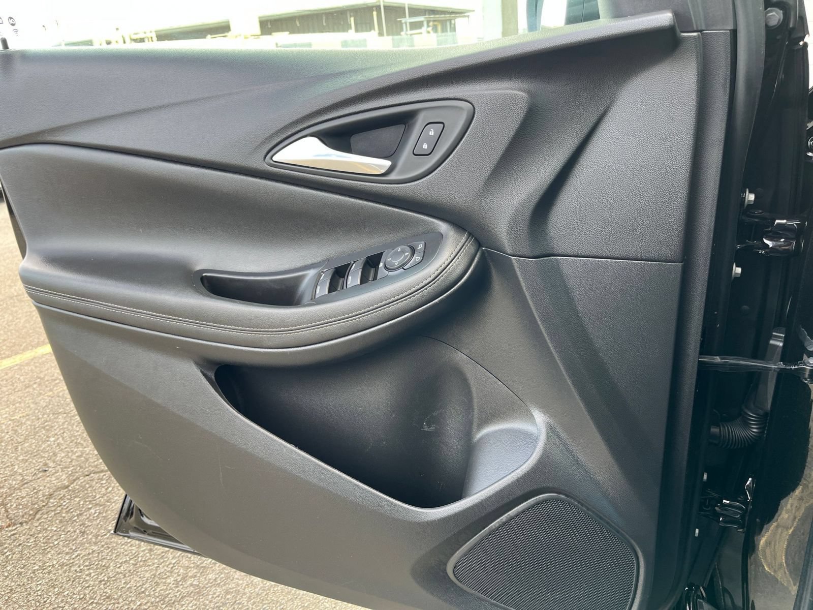 Thumbnail: 2025 Buick Encore GX - 18