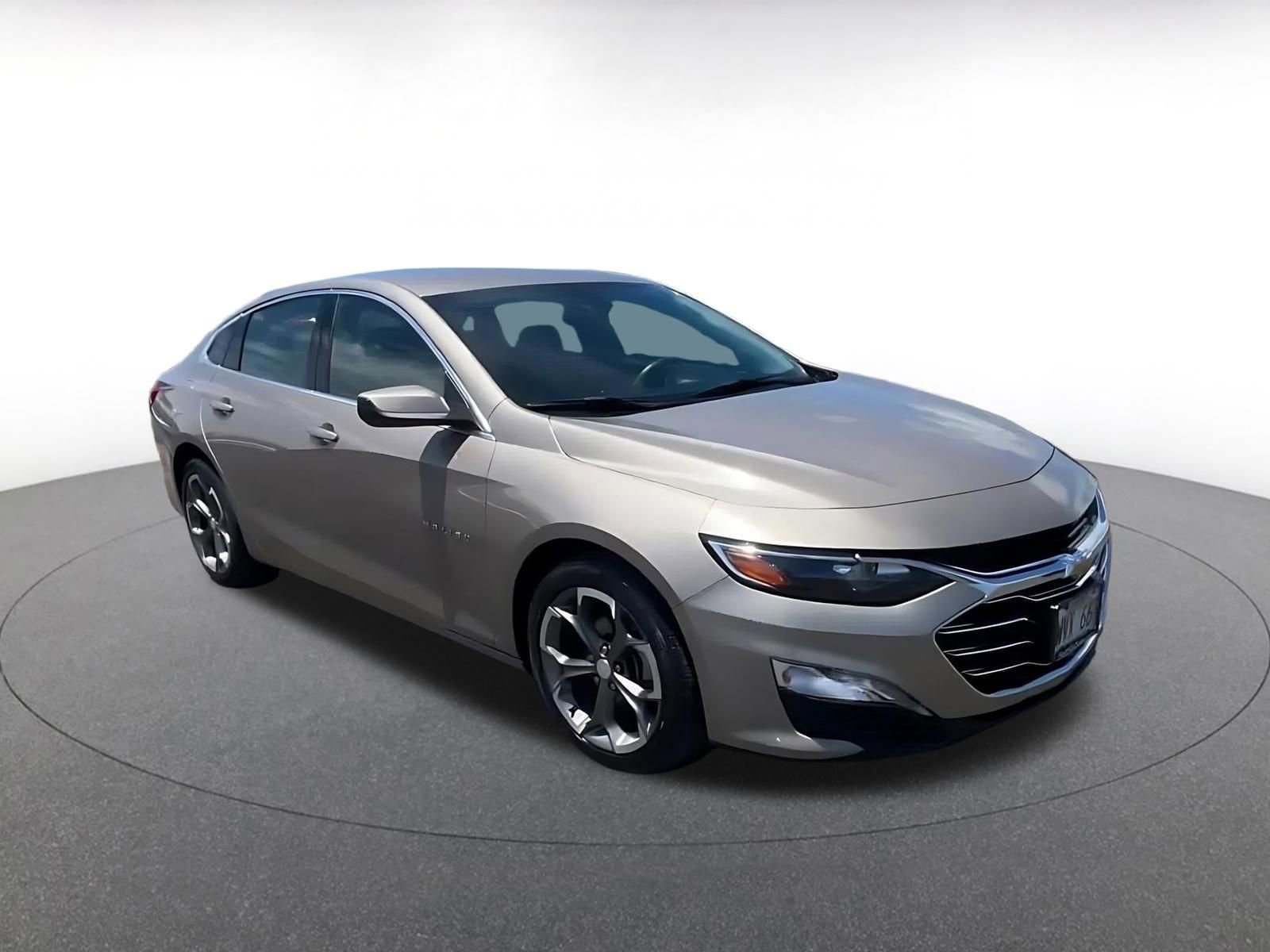 Thumbnail: 2023 Chevrolet Malibu - 2