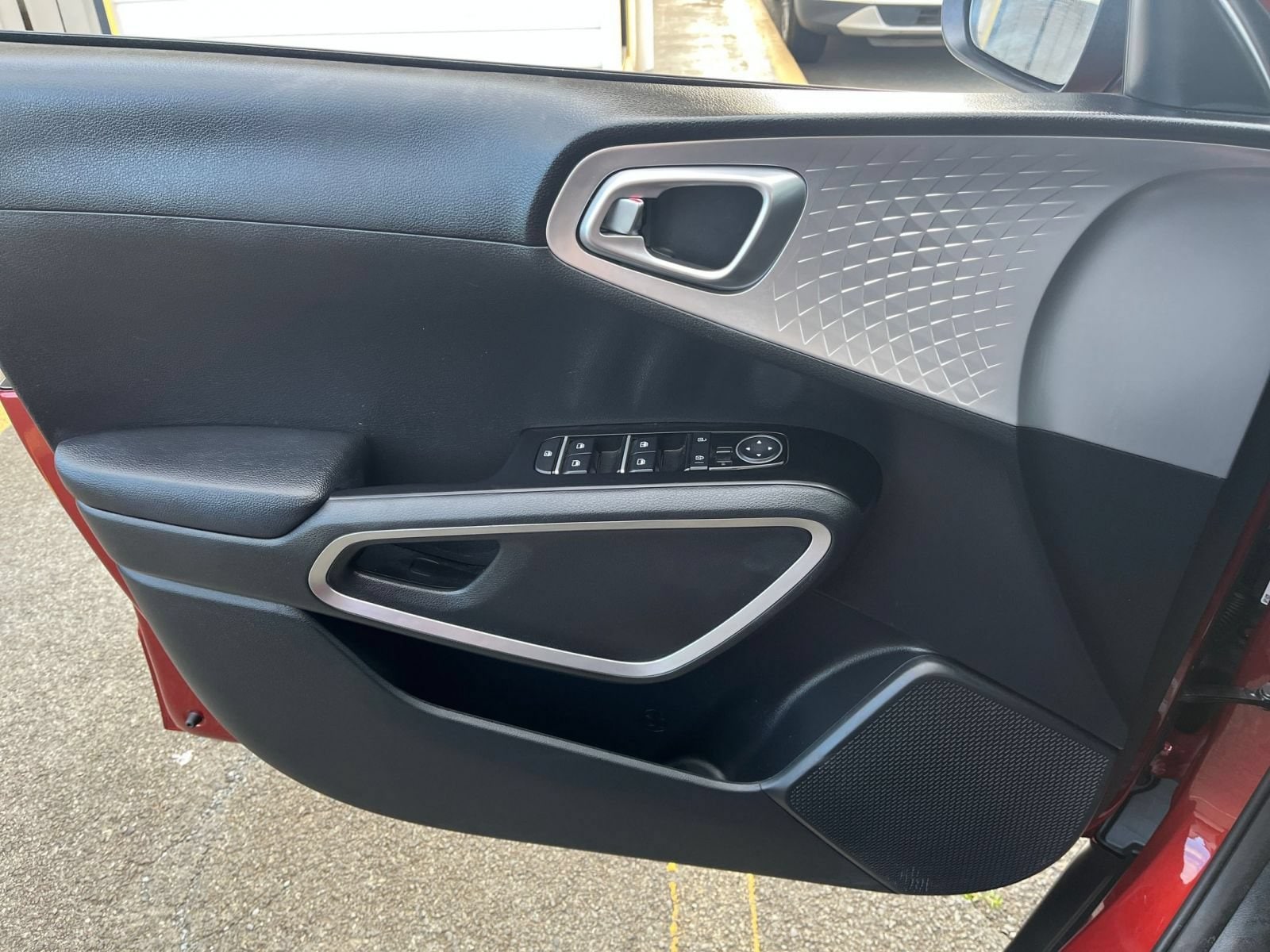 Thumbnail: 2025 Kia Soul - 18