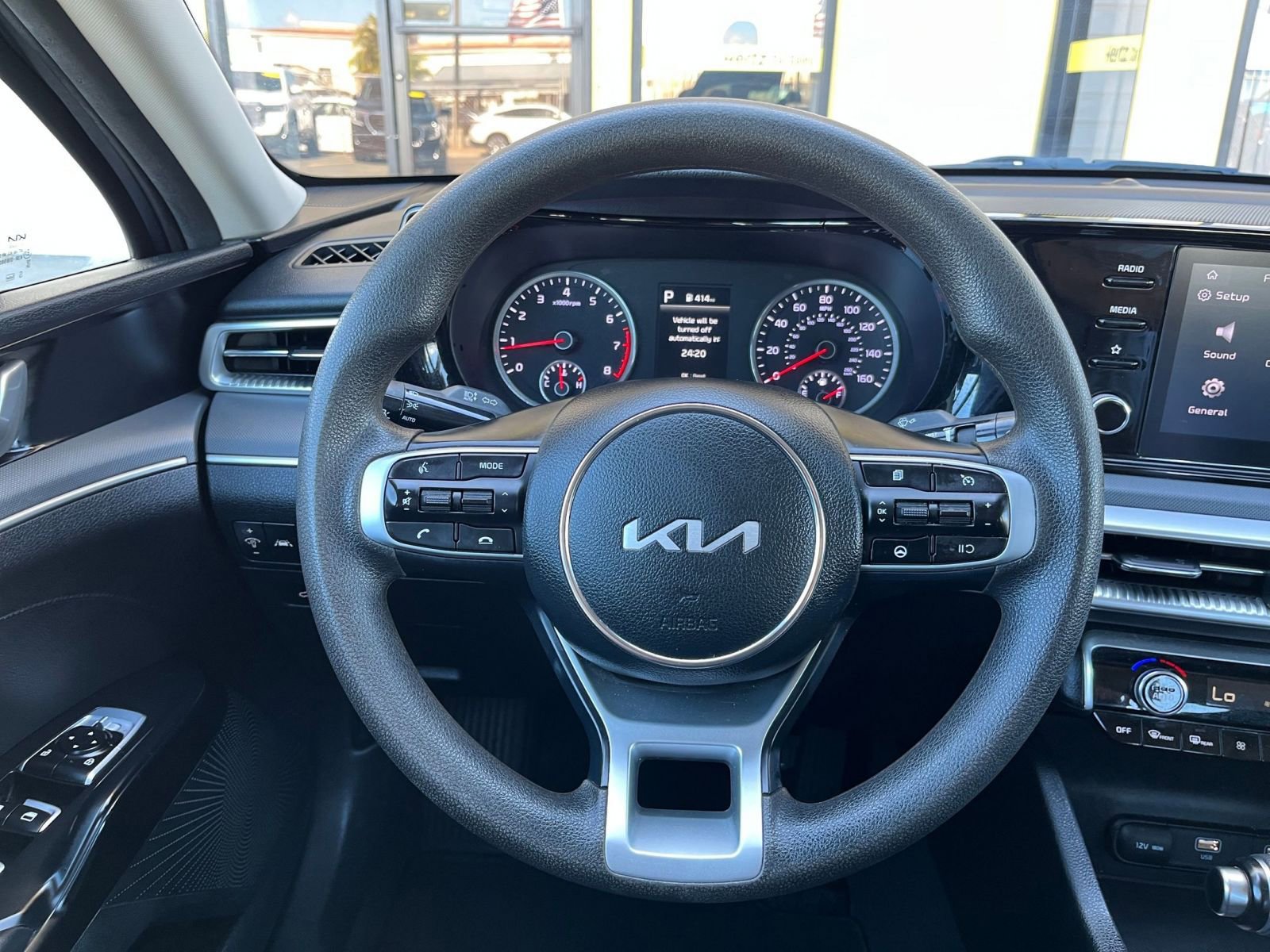 Thumbnail: 2023 Kia K5 - 25