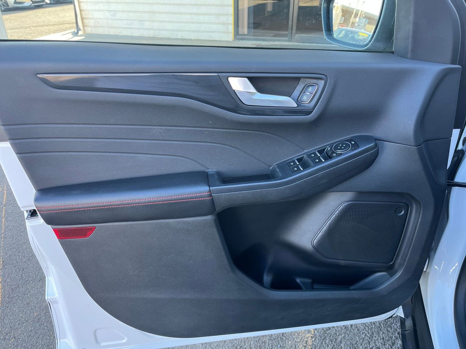 Thumbnail: 2023 Ford Escape - 20