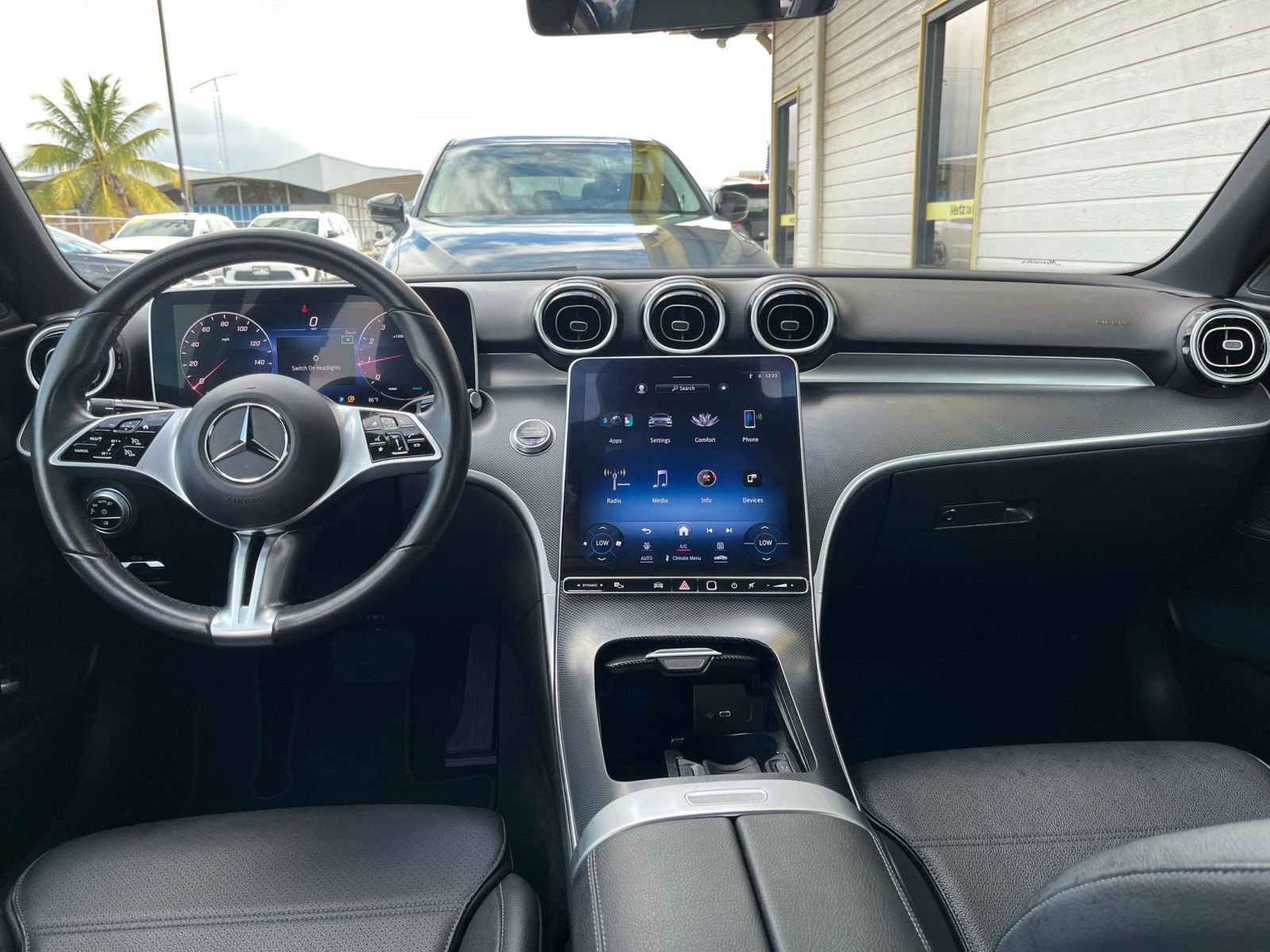 Thumbnail: 2024 Mercedes-Benz C-Class - 33