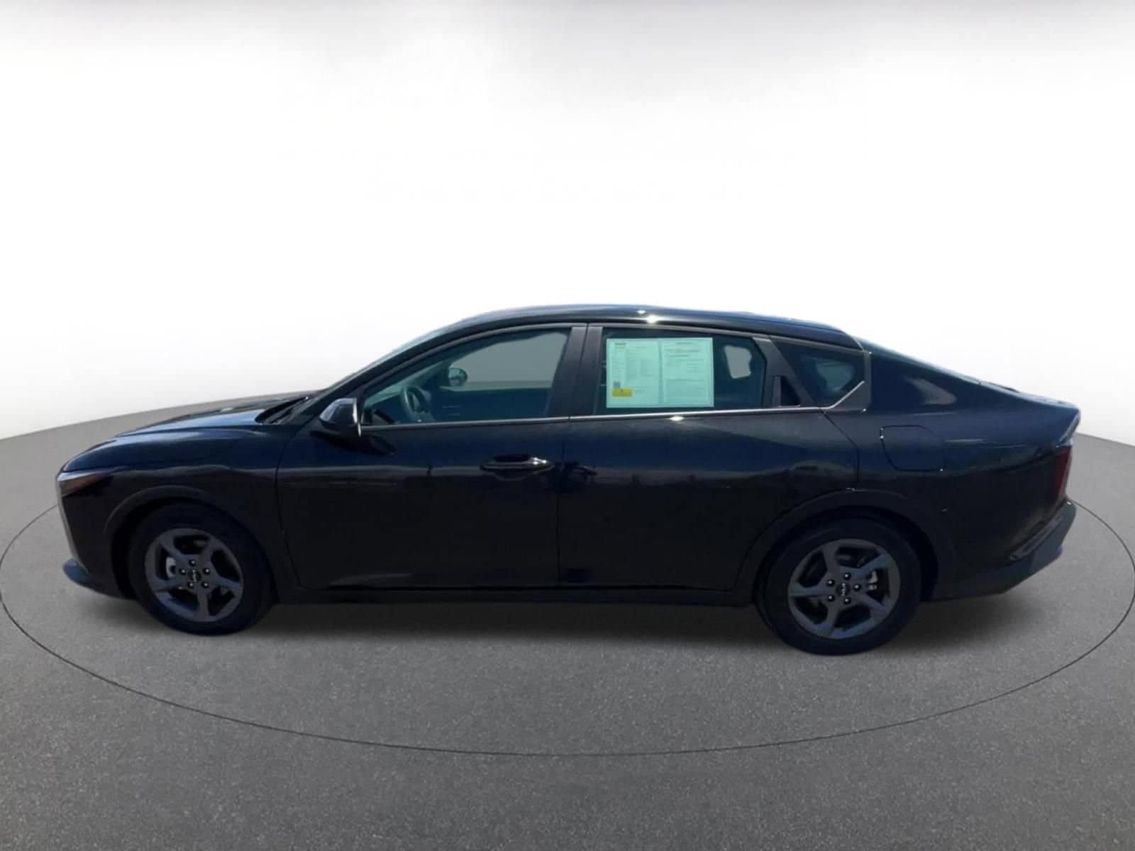 Thumbnail: 2025 Kia K4 - 9