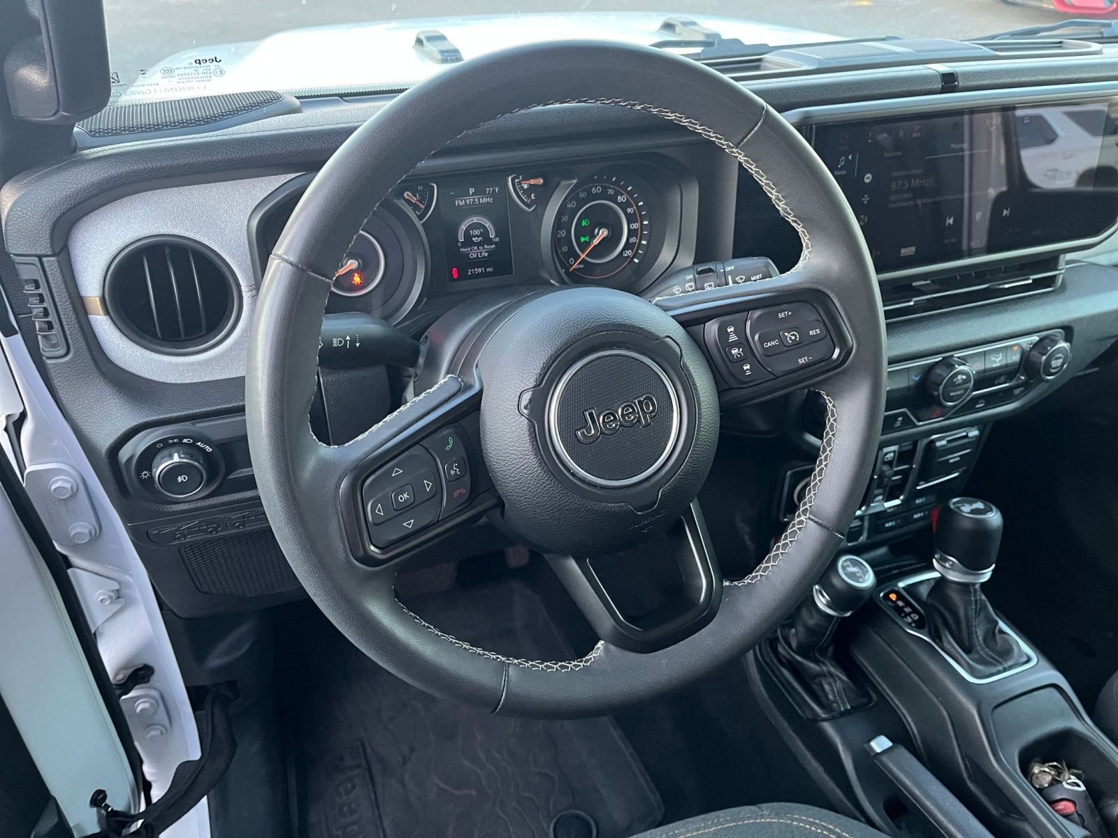 Thumbnail: 2025 Jeep Wrangler - 35