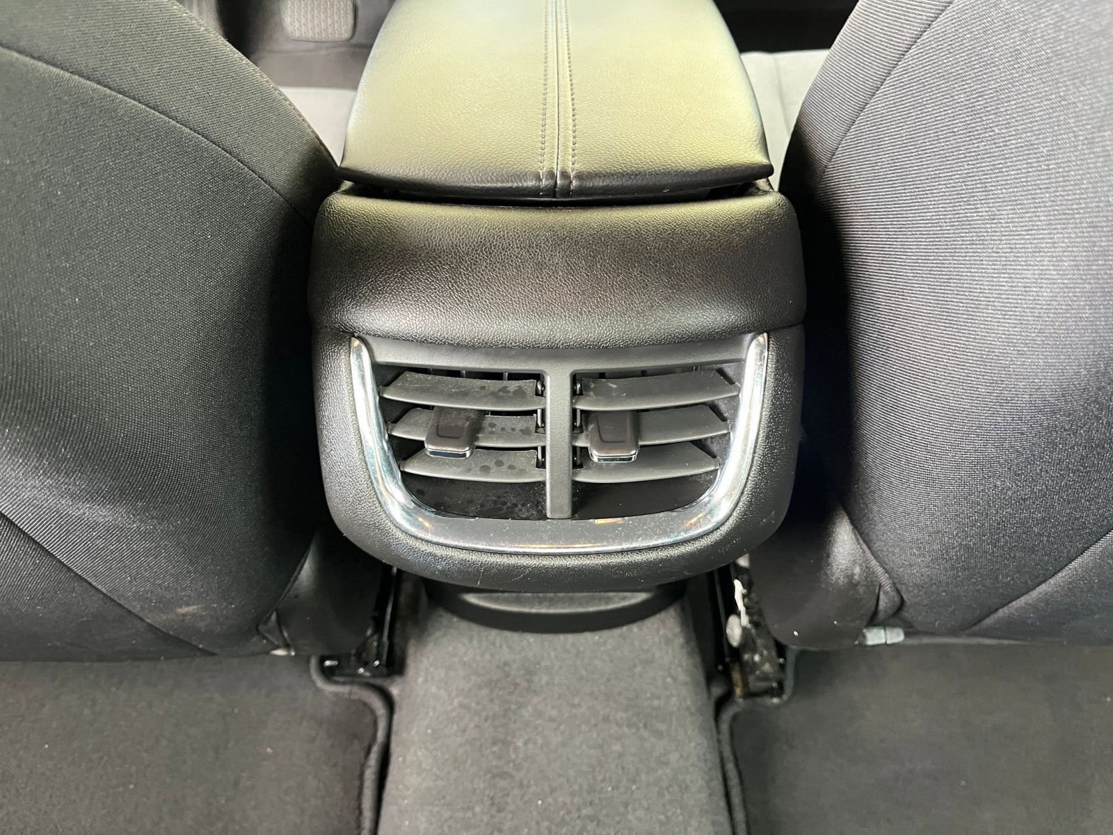 Thumbnail: 2023 Chevrolet Malibu - 24