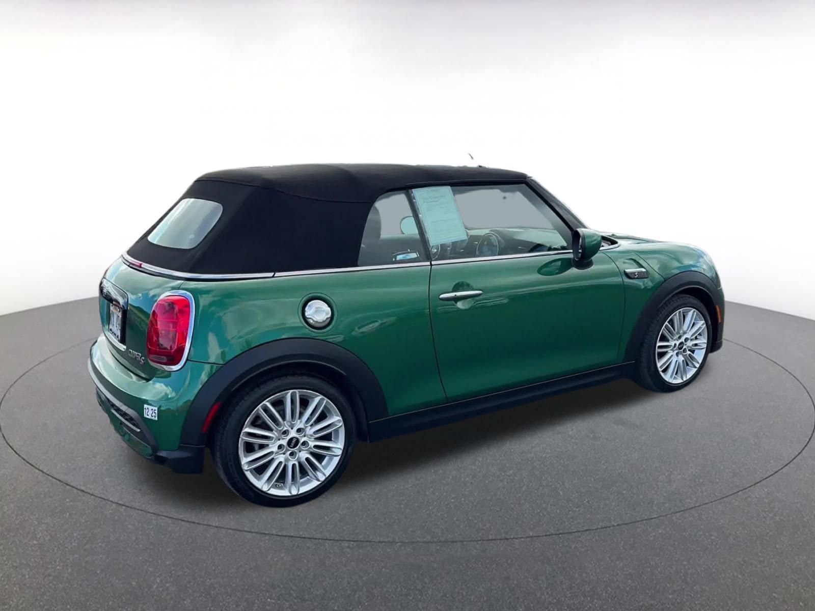 Thumbnail: 2024 MINI Cooper Convertible - 16