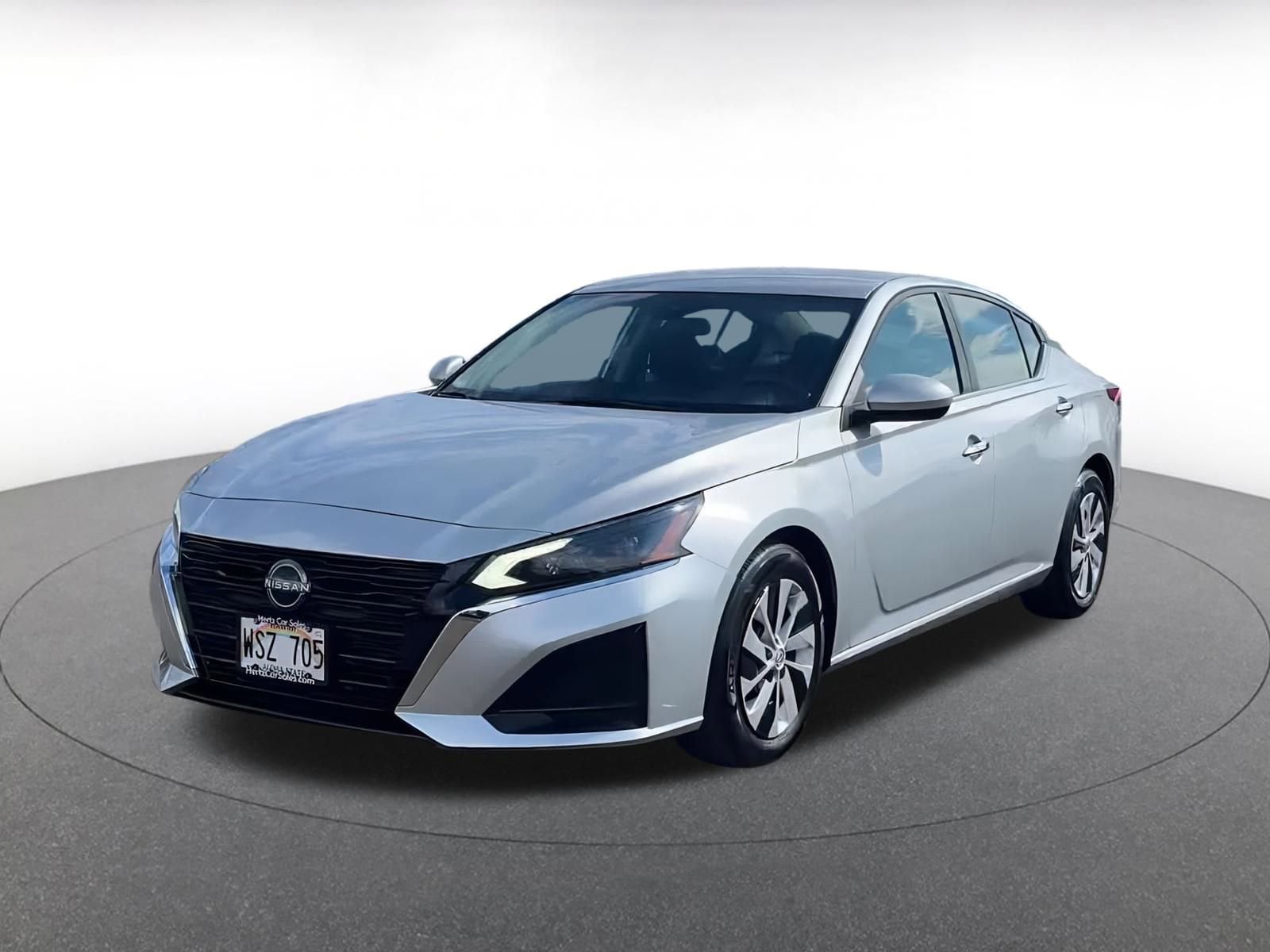 Thumbnail: 2023 Nissan Altima - 7