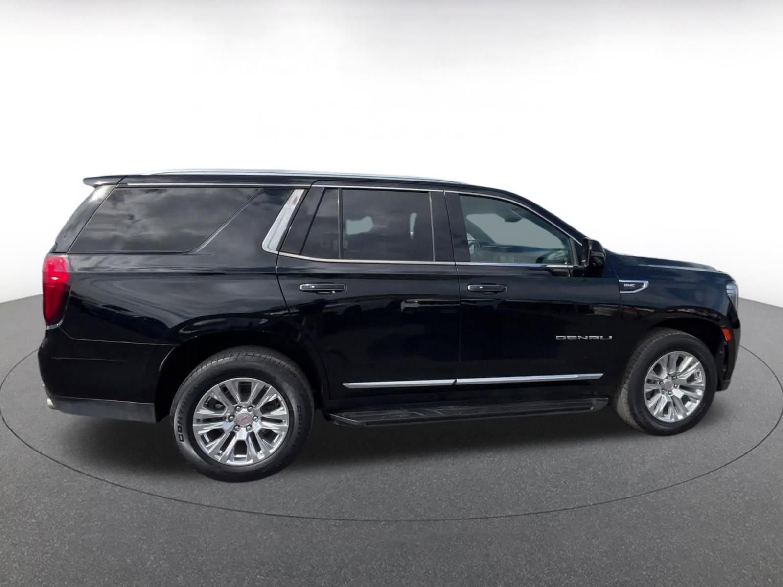 Thumbnail: 2023 GMC Yukon - 16