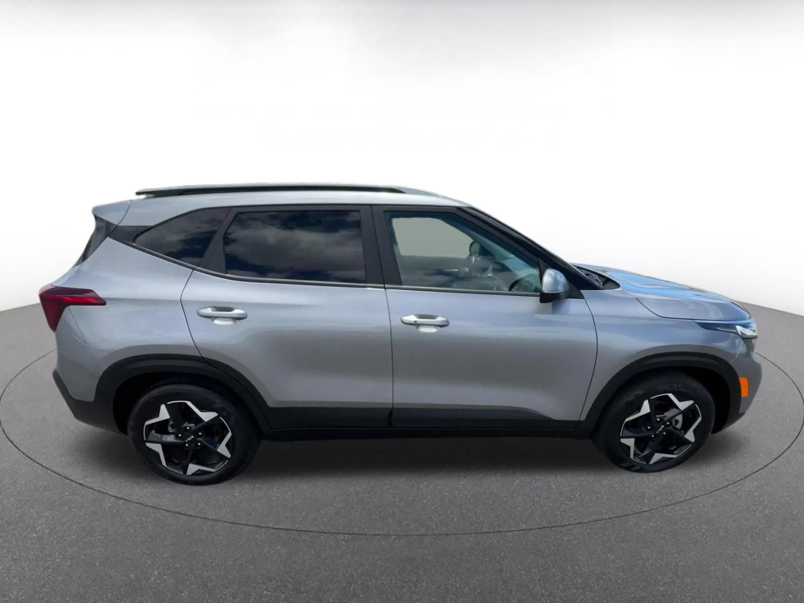 Thumbnail: 2025 Kia Seltos - 13