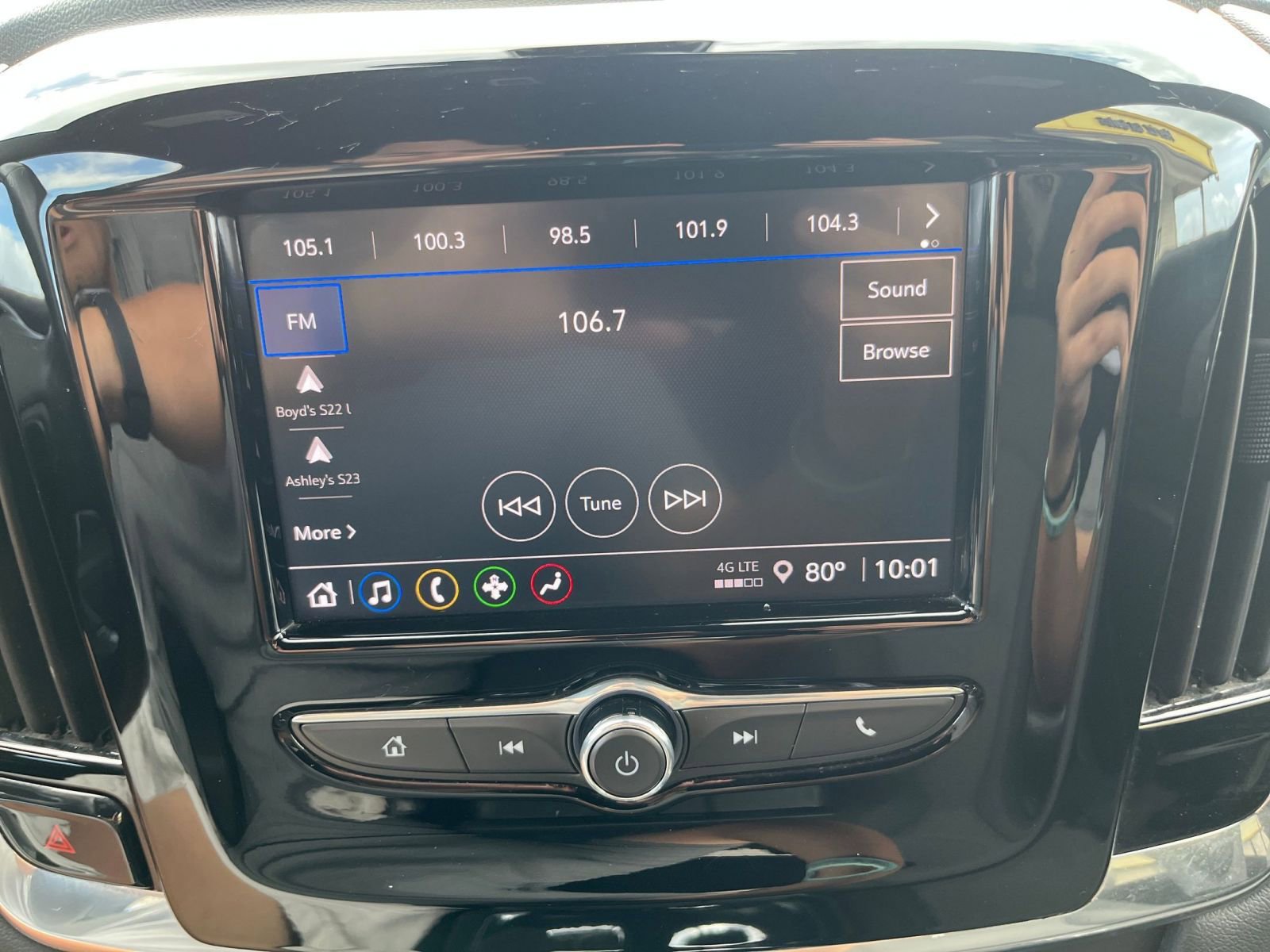 Thumbnail: 2023 Chevrolet Traverse - 20