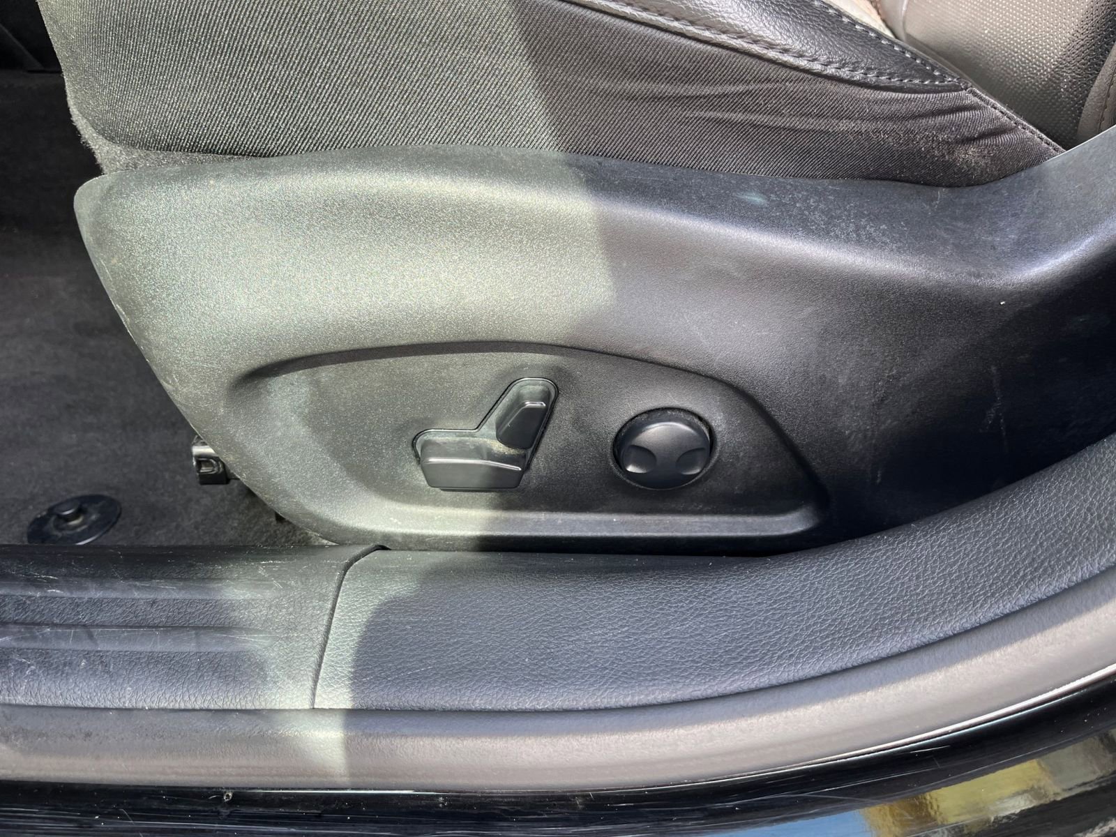 Thumbnail: 2023 Jeep Compass - 24