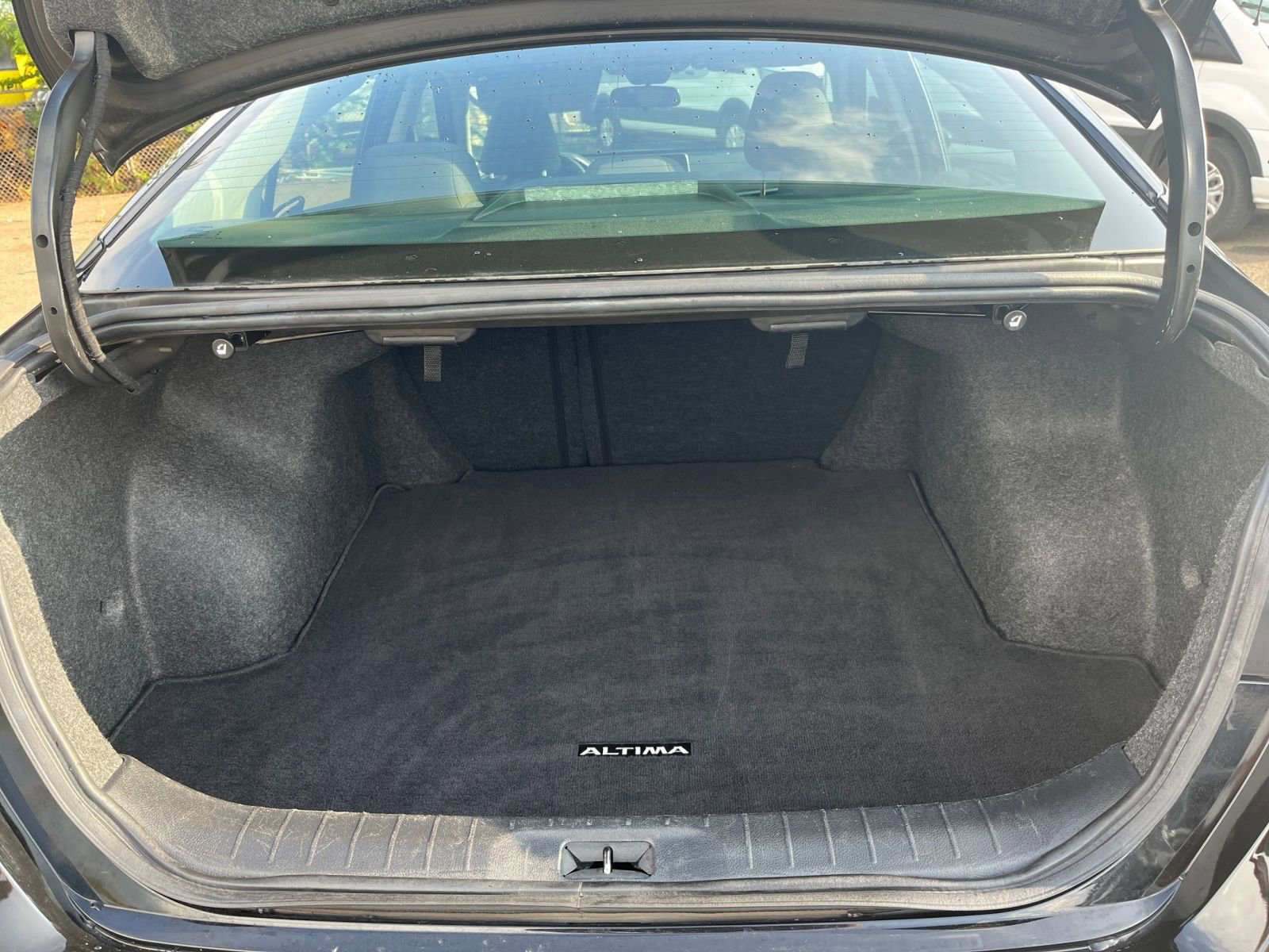 Thumbnail: 2023 Nissan Altima - 30