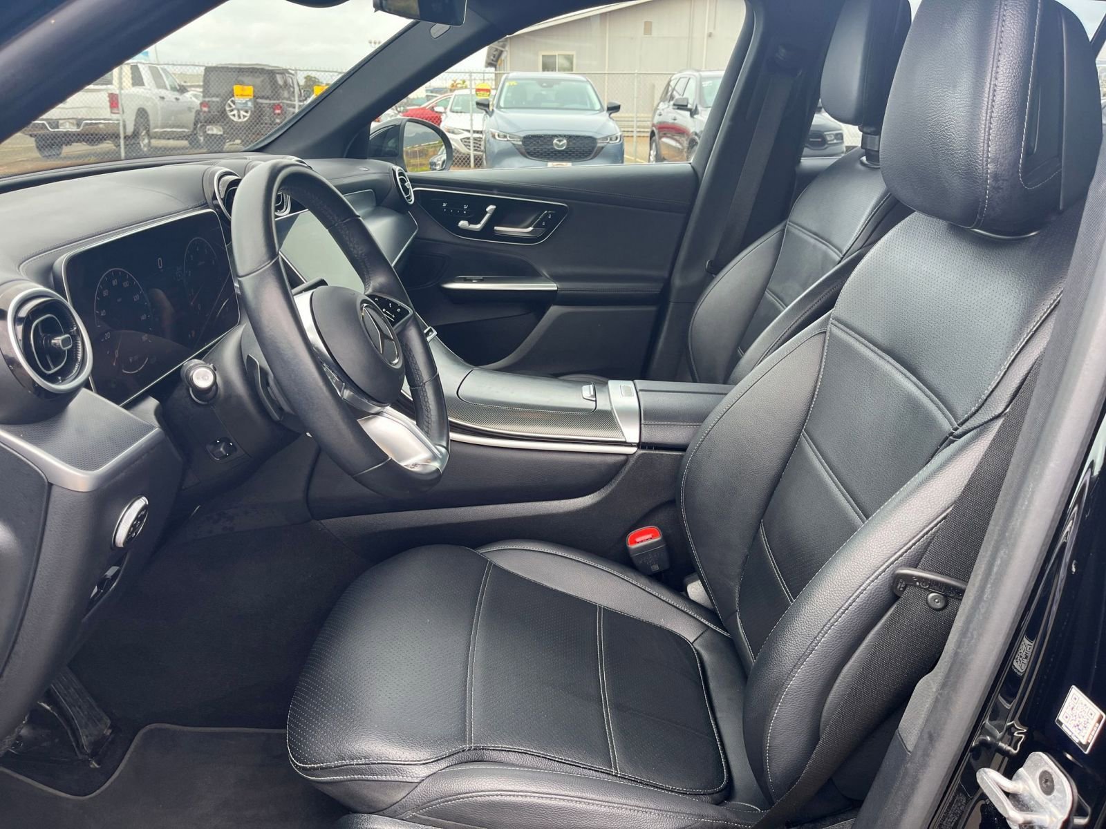 Thumbnail: 2024 Mercedes-Benz GLC - 27