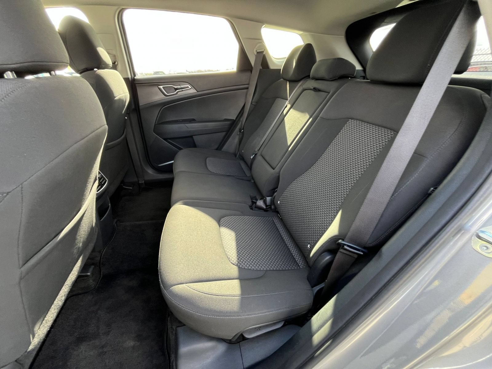 Thumbnail: 2025 Kia Sportage - 25