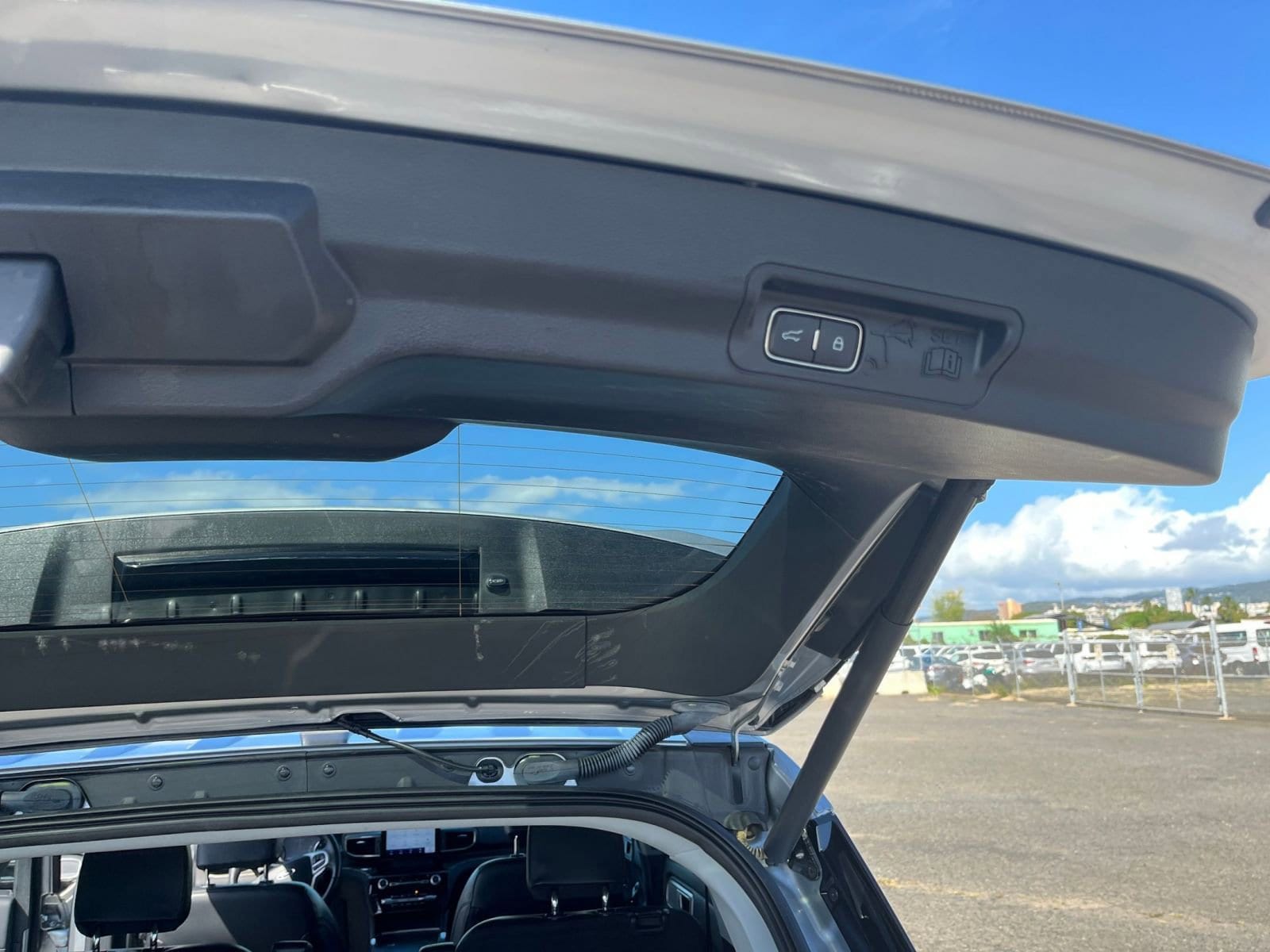 Thumbnail: 2023 Ford Explorer - 24