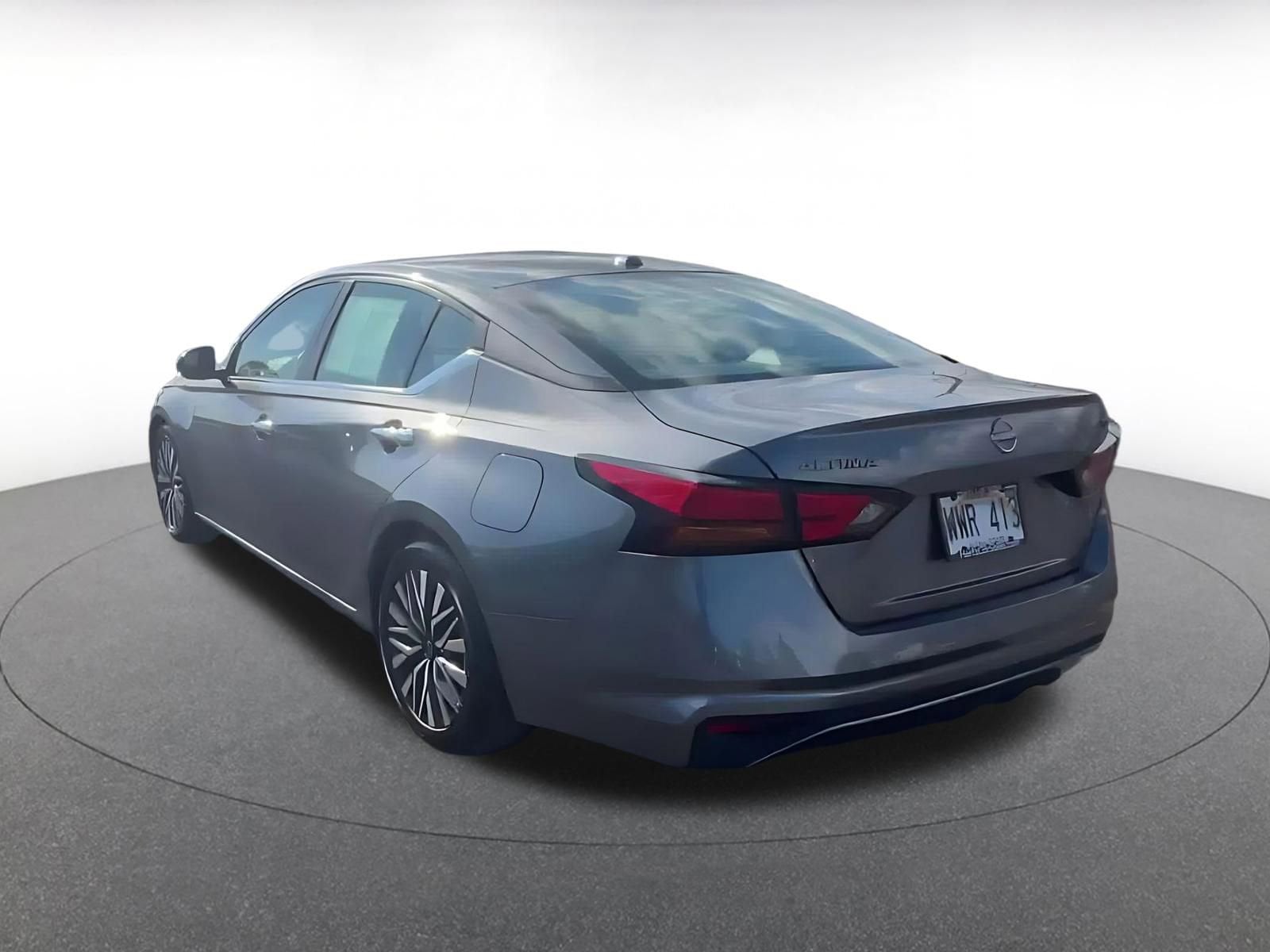 Thumbnail: 2023 Nissan Altima - 11