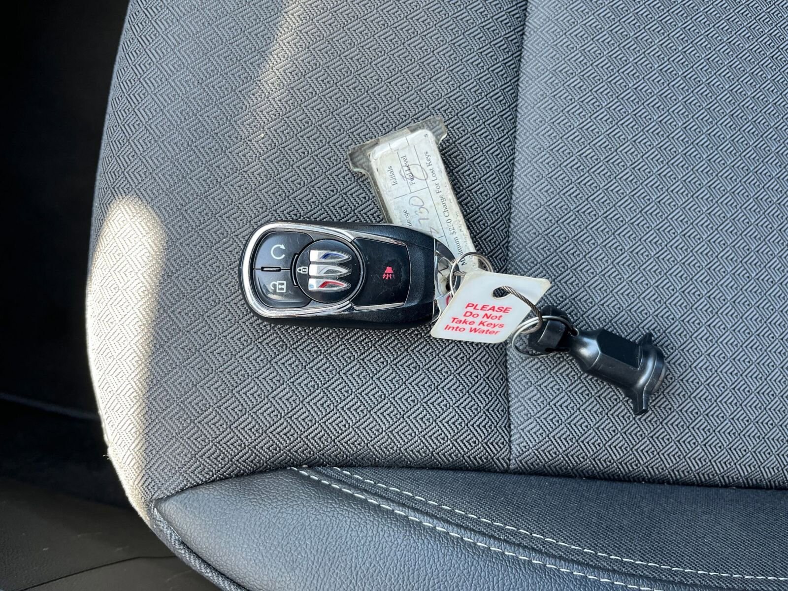 Thumbnail: 2025 Buick Encore GX - 21