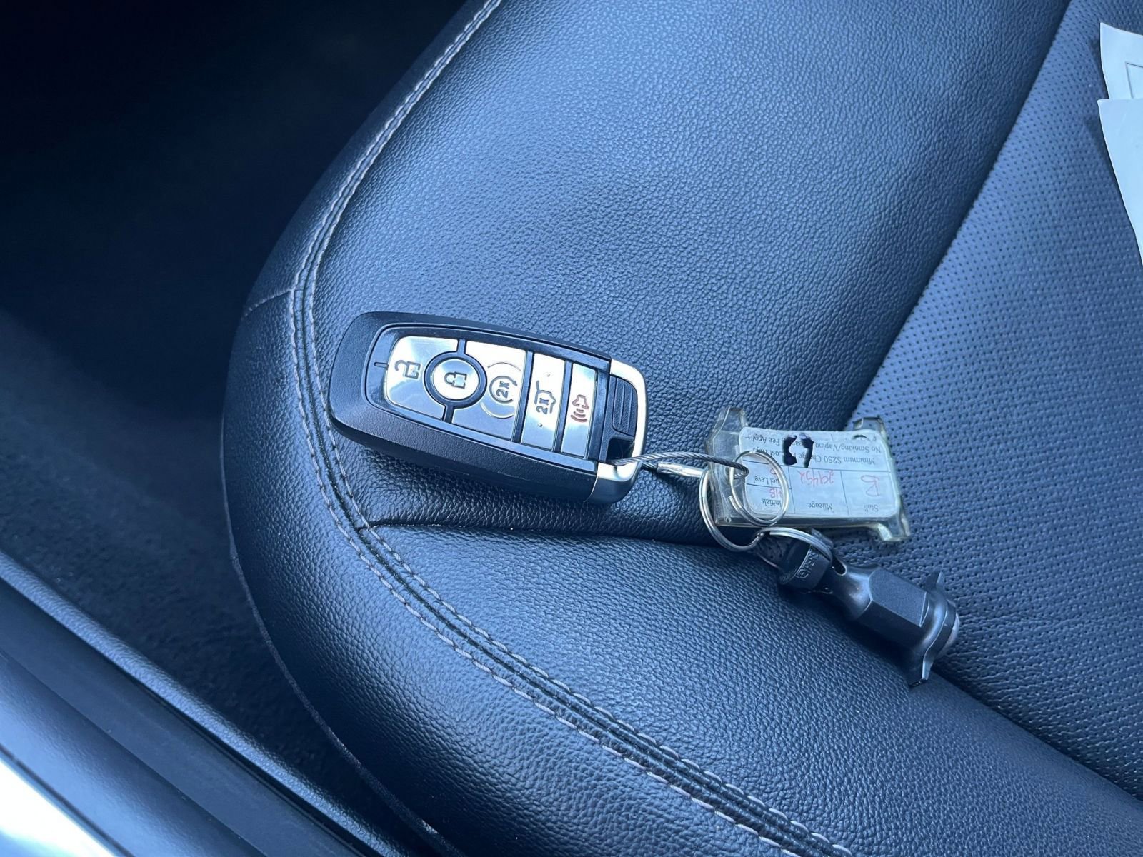 Thumbnail: 2023 Ford Explorer - 28