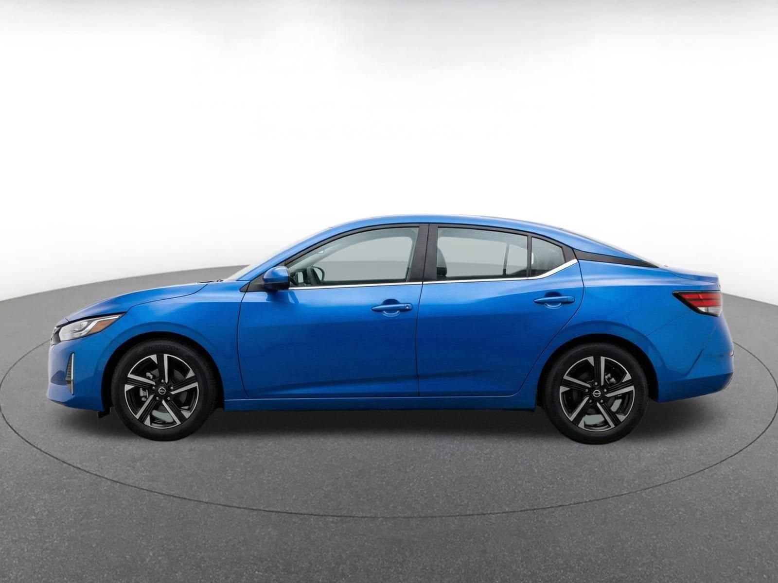 Thumbnail: 2025 Nissan Sentra - 4