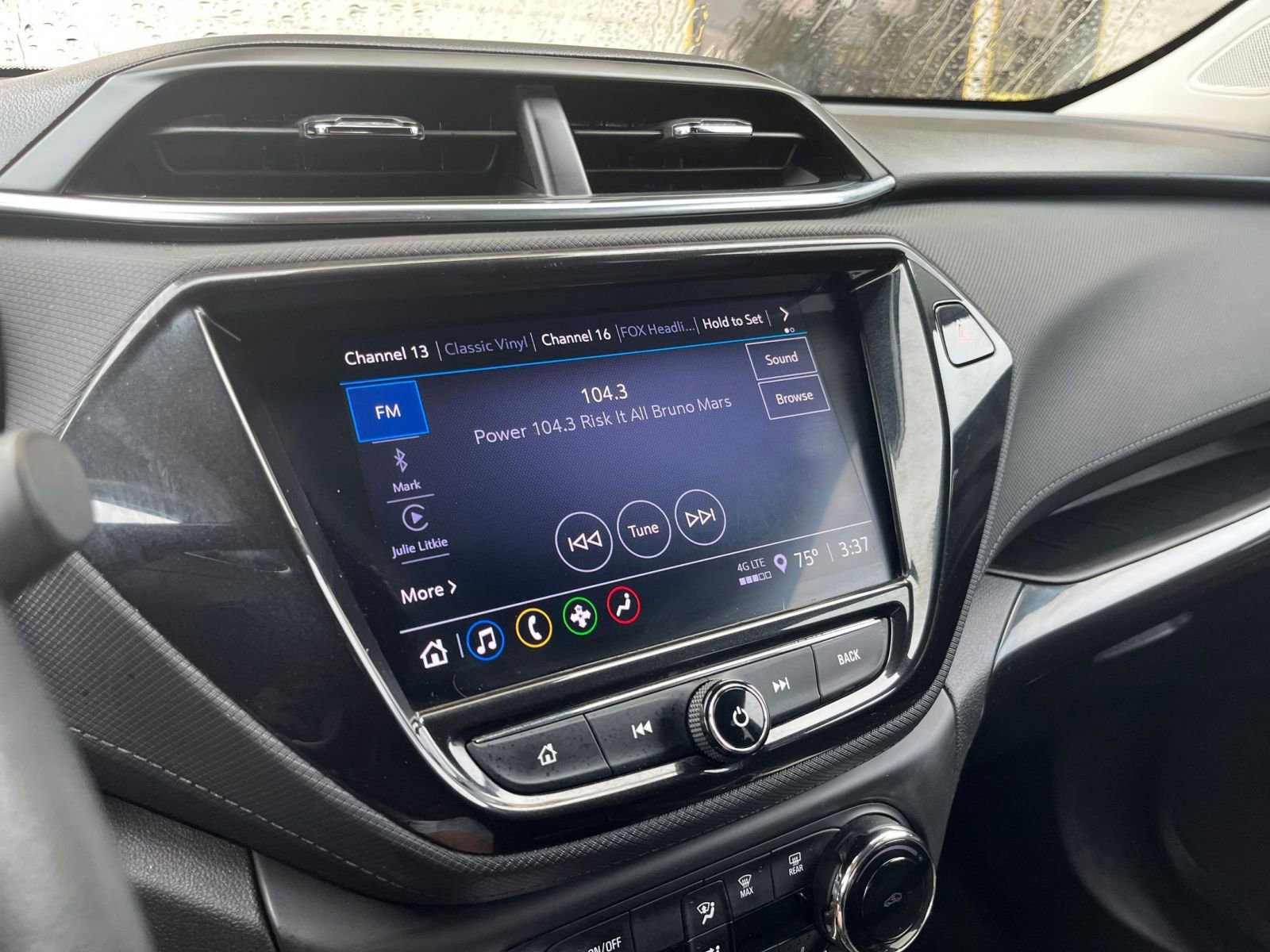 Thumbnail: 2023 Chevrolet TrailBlazer - 21