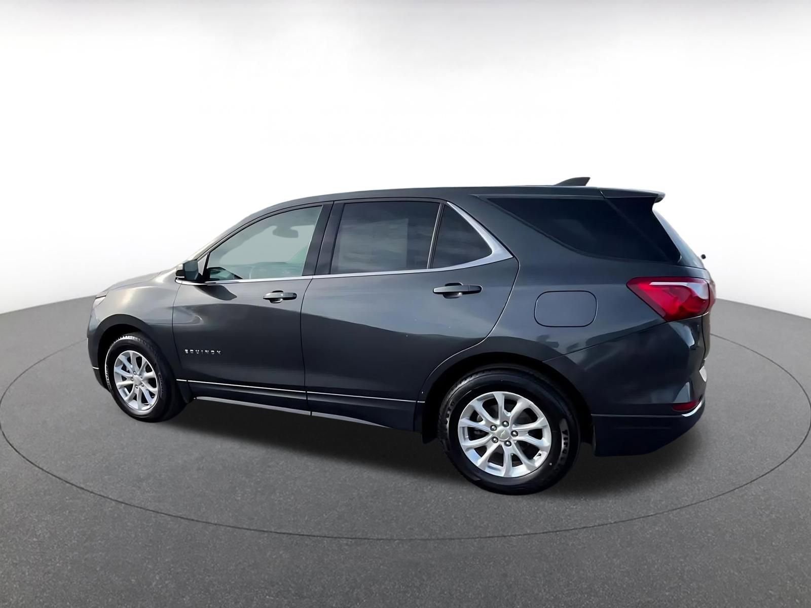Thumbnail: 2020 Chevrolet Equinox - 10