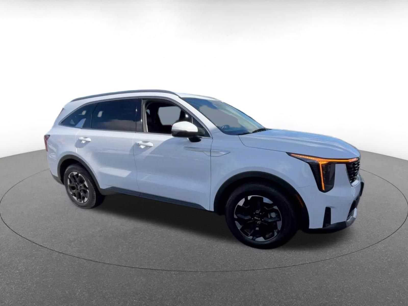 Thumbnail: 2024 Kia Sorento - 2