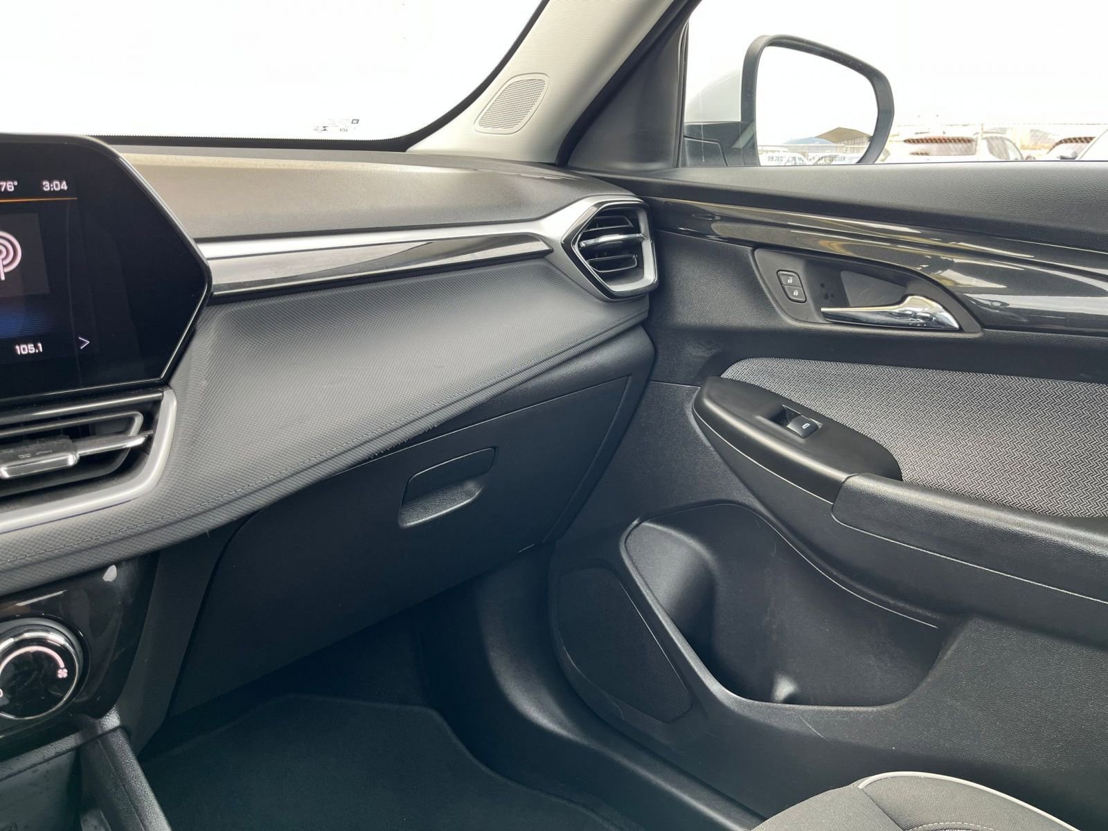 Thumbnail: 2025 Chevrolet TrailBlazer - 34