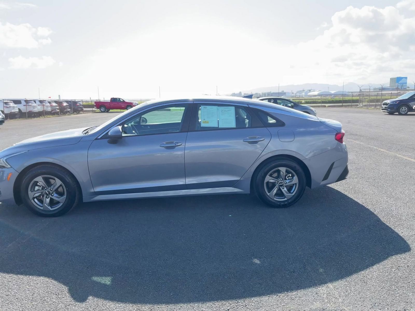 Thumbnail: 2023 Kia K5 - 15