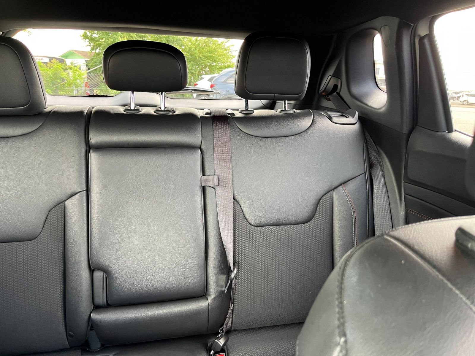 Thumbnail: 2025 Jeep Compass - 32