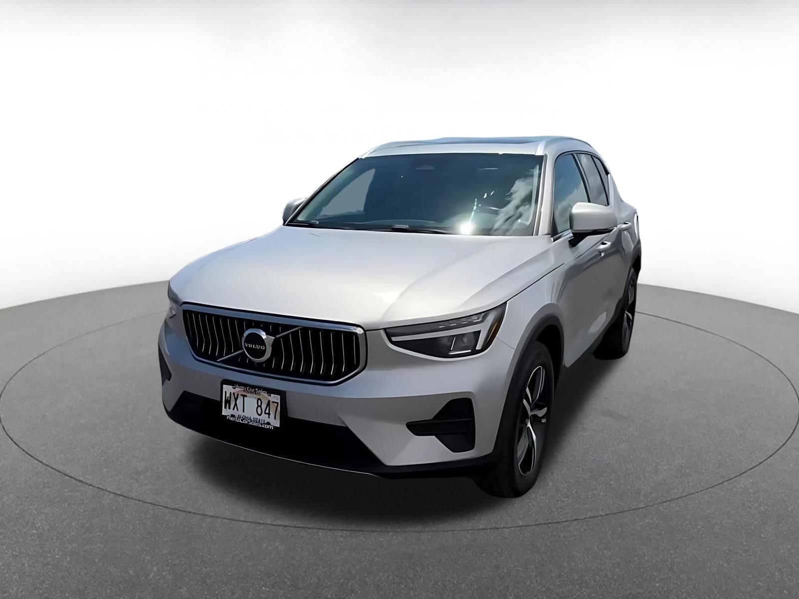 Thumbnail: 2024 Volvo XC40 - 7