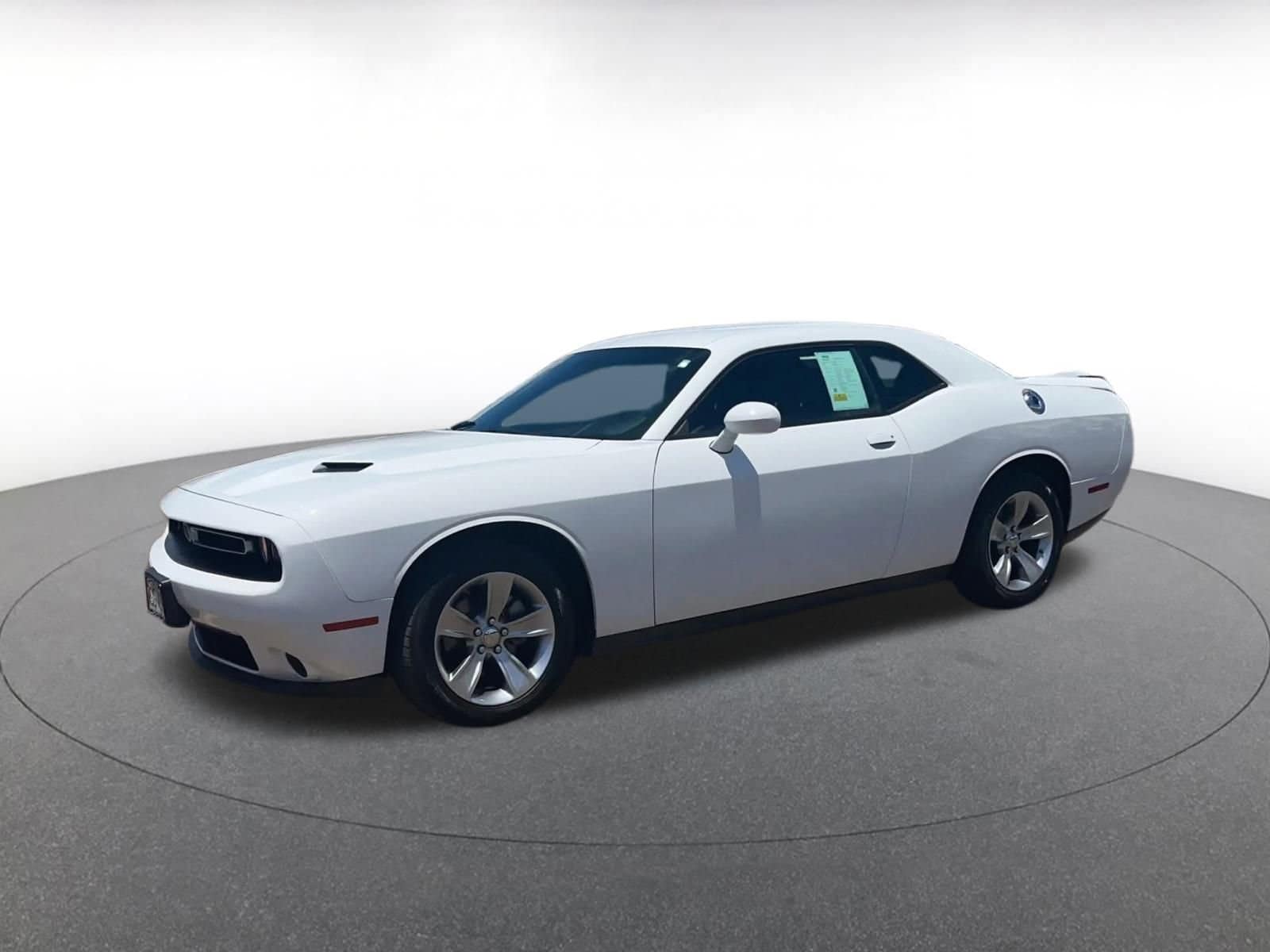 Thumbnail: 2022 Dodge Challenger - 8