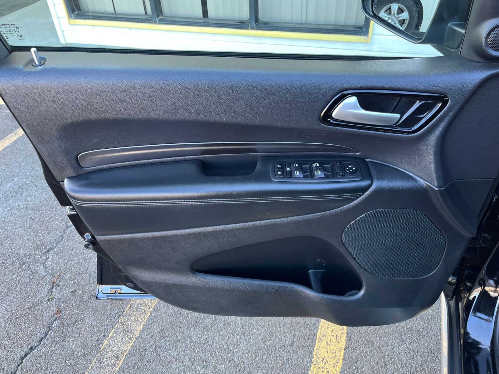 Thumbnail: 2023 Dodge Durango - 18