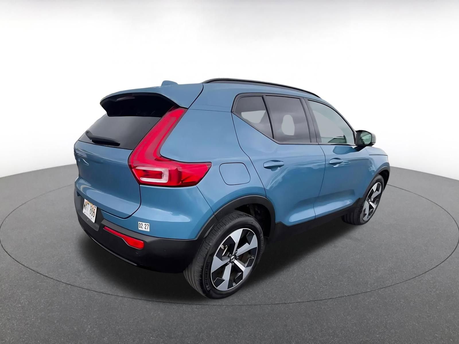 Thumbnail: 2024 Volvo XC40 - 15