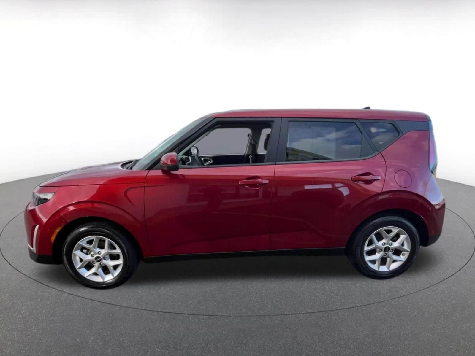 Thumbnail: 2025 Kia Soul - 9