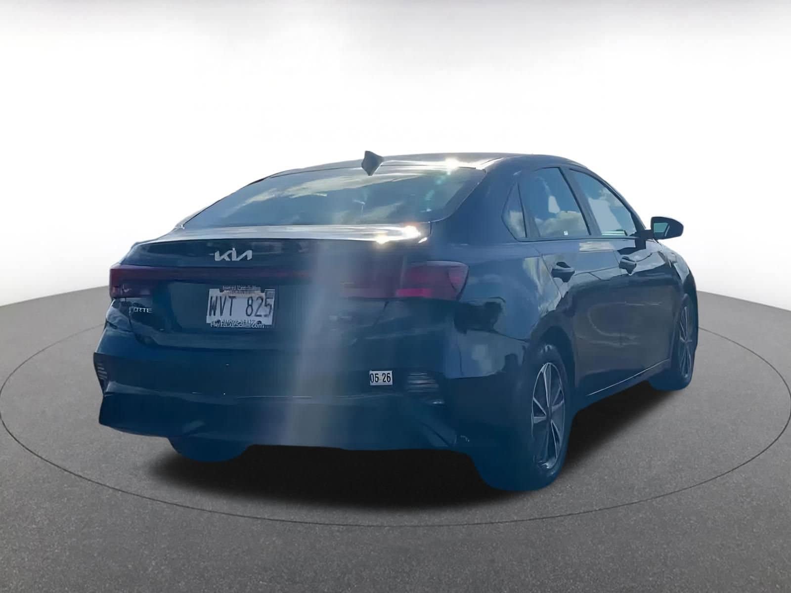 Thumbnail: 2023 Kia Forte - 12