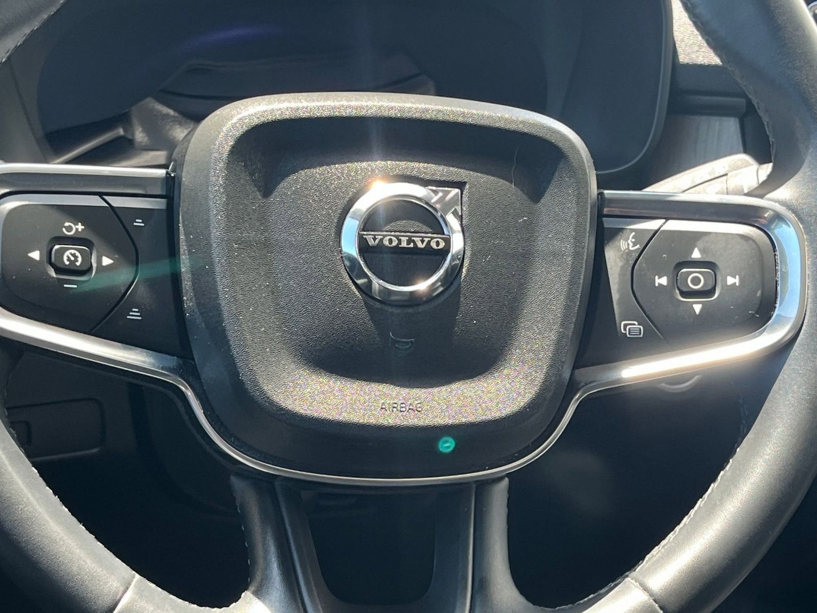 Thumbnail: 2024 Volvo XC40 - 30