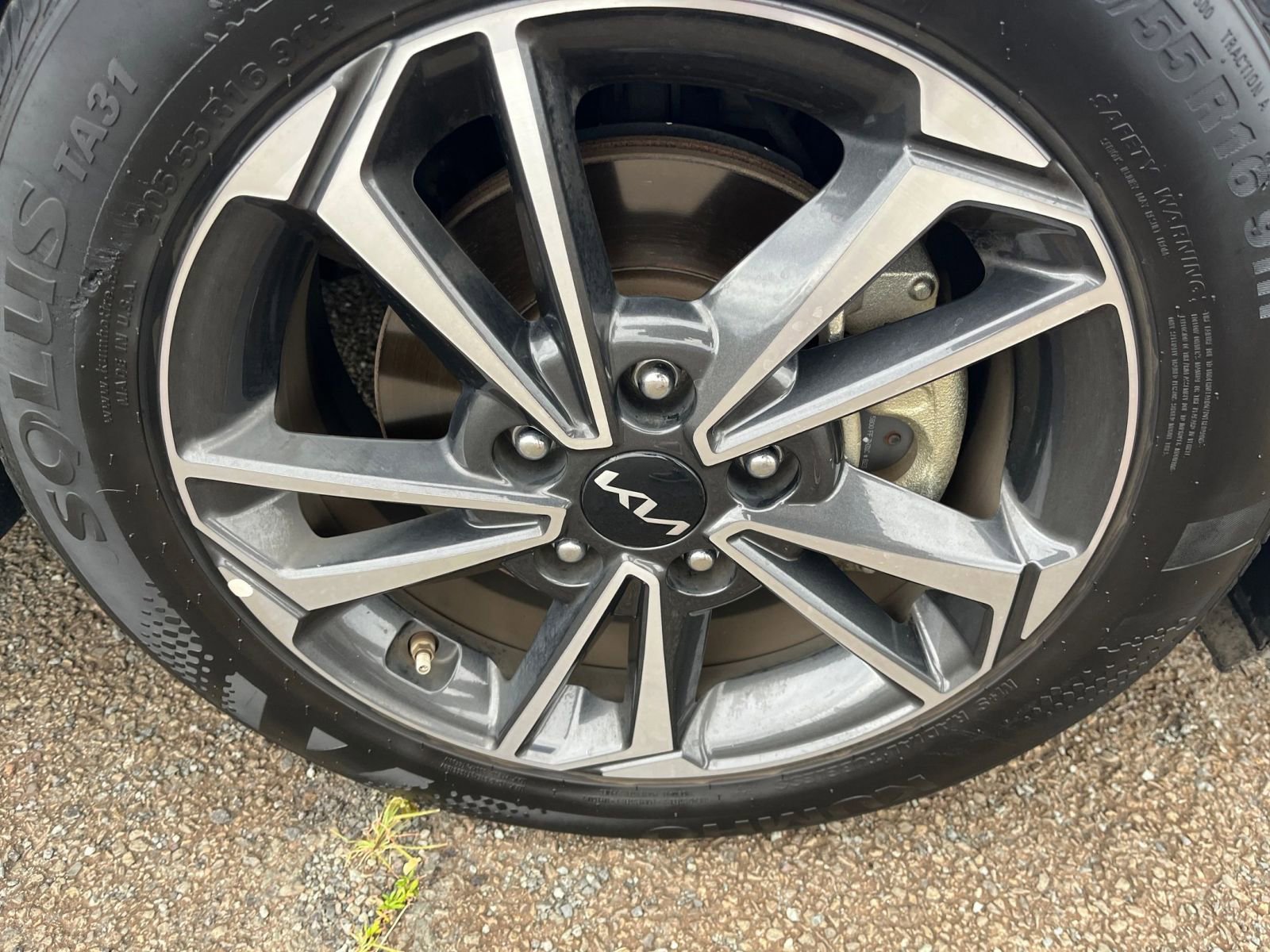 Thumbnail: 2024 Kia Forte - 24