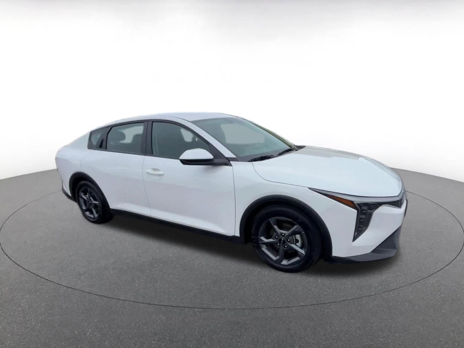 Thumbnail: 2025 Kia K4 - 2