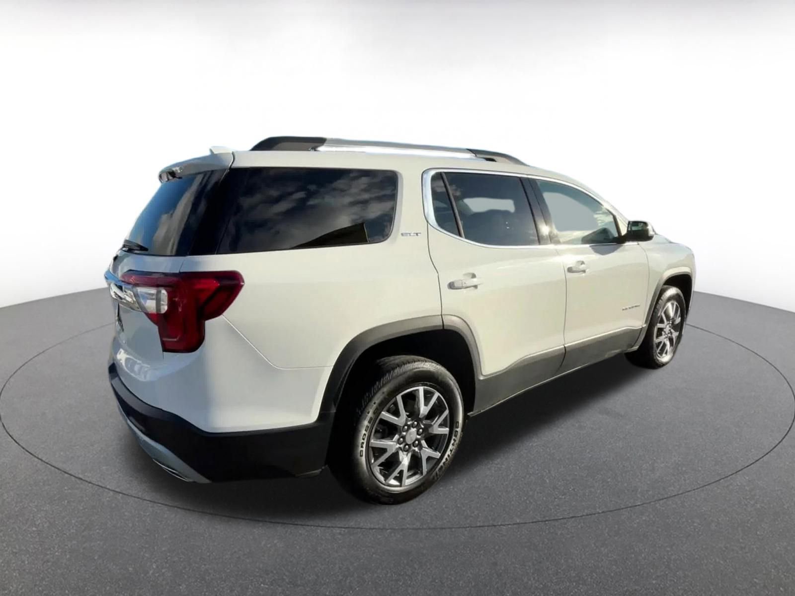 Thumbnail: 2023 GMC Acadia - 14