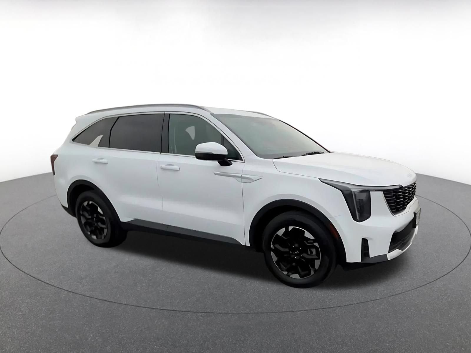 Thumbnail: 2024 Kia Sorento - 2