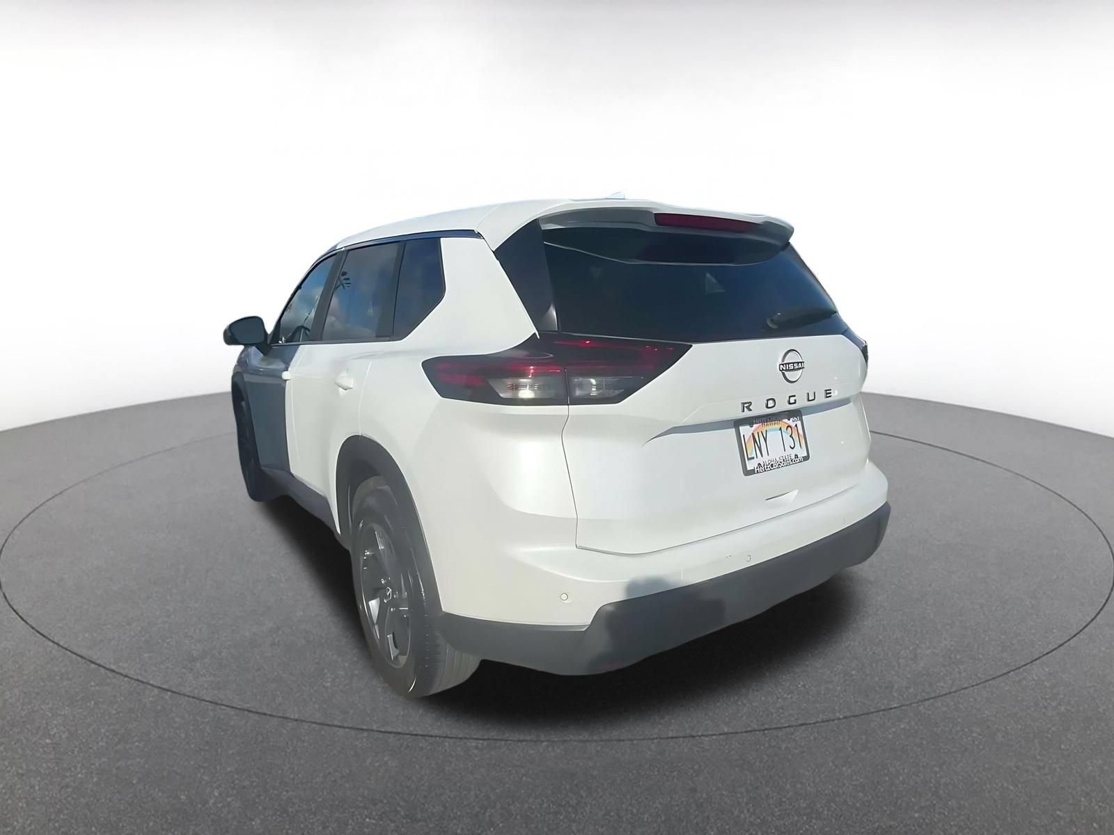 Thumbnail: 2025 Nissan Rogue - 9