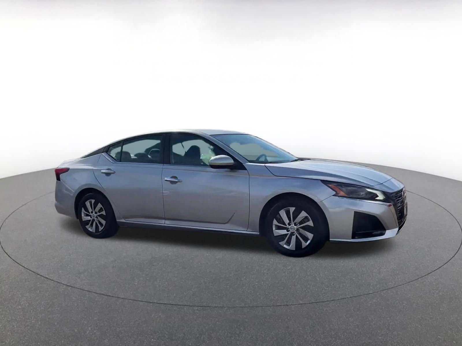 Thumbnail: 2023 Nissan Altima - 2