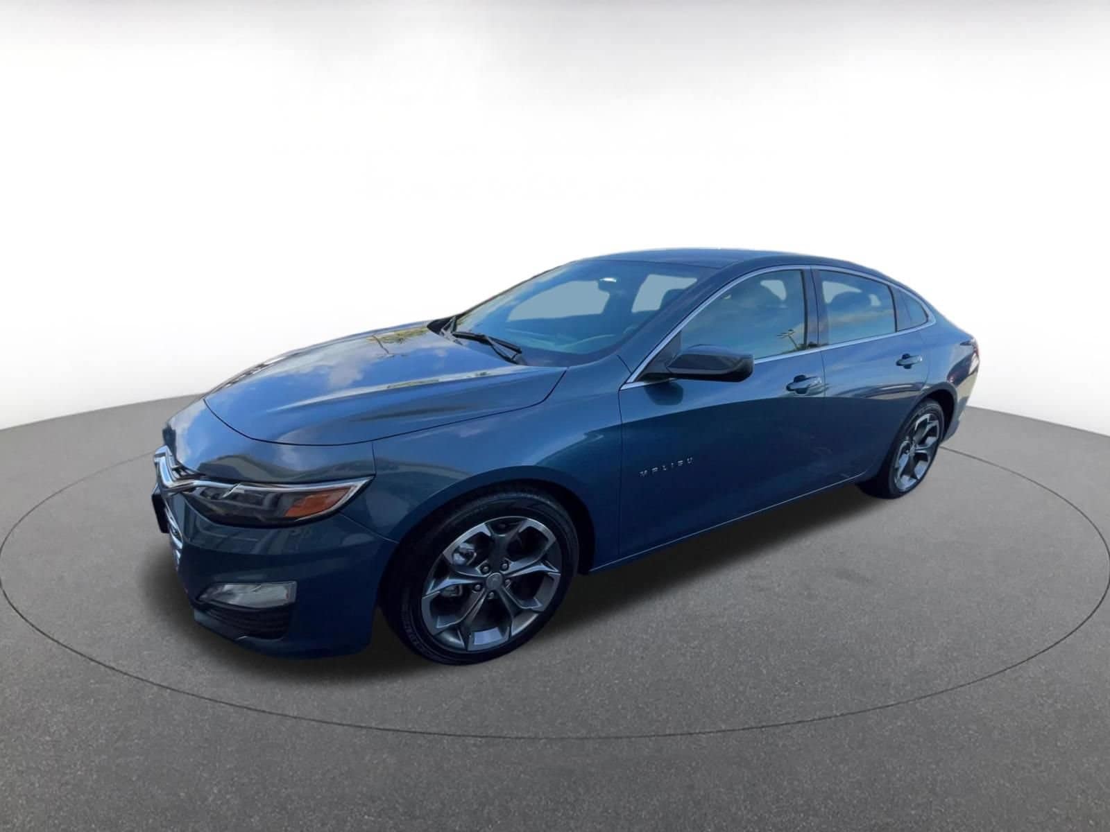 Thumbnail: 2024 Chevrolet Malibu - 8