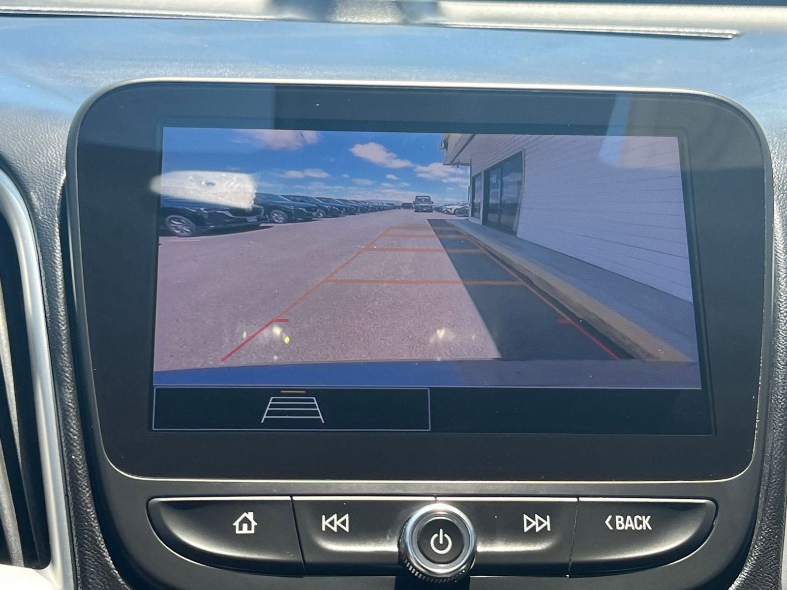 Thumbnail: 2023 Chevrolet Malibu - 24