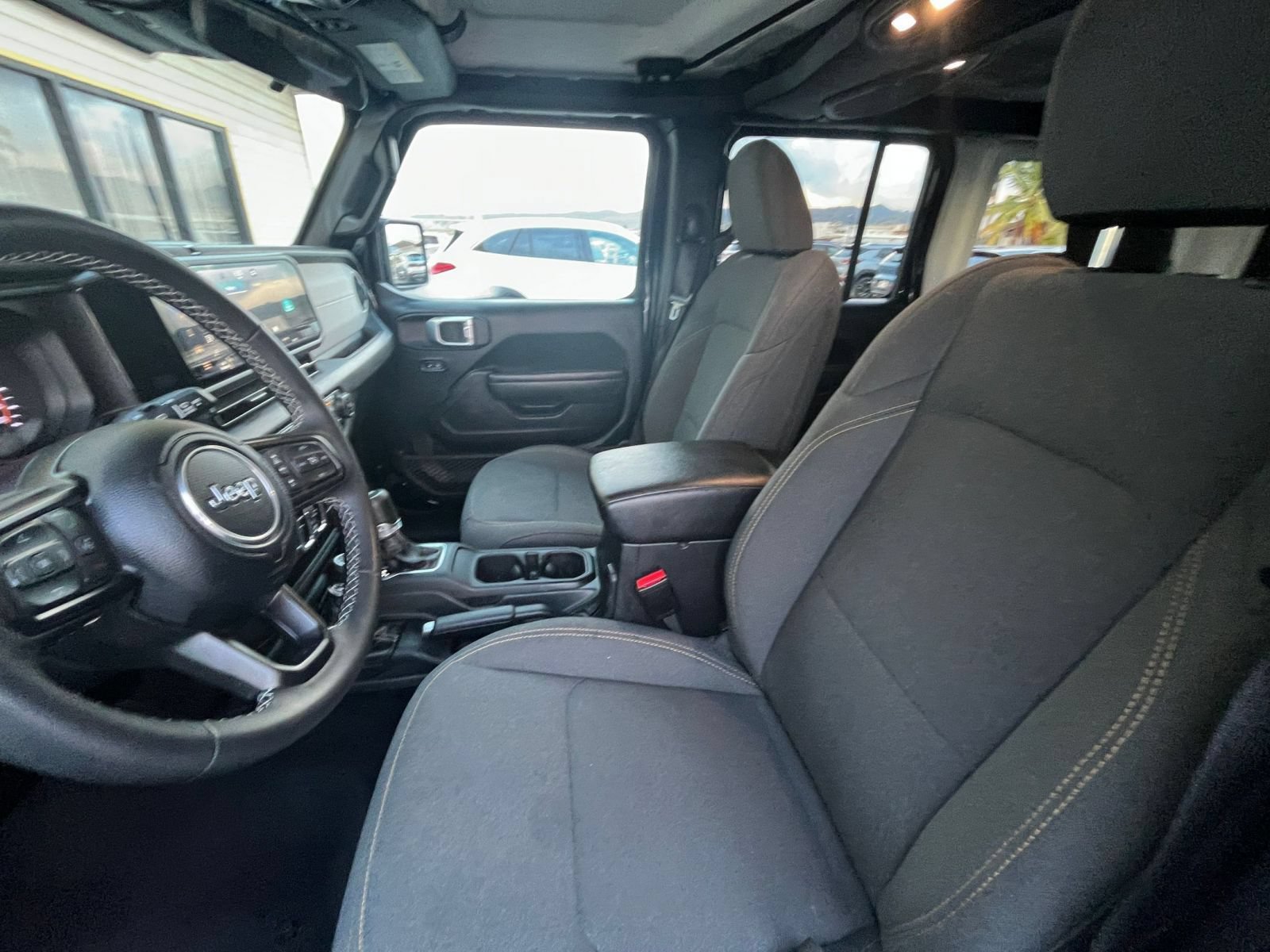 Thumbnail: 2025 Jeep Wrangler - 21