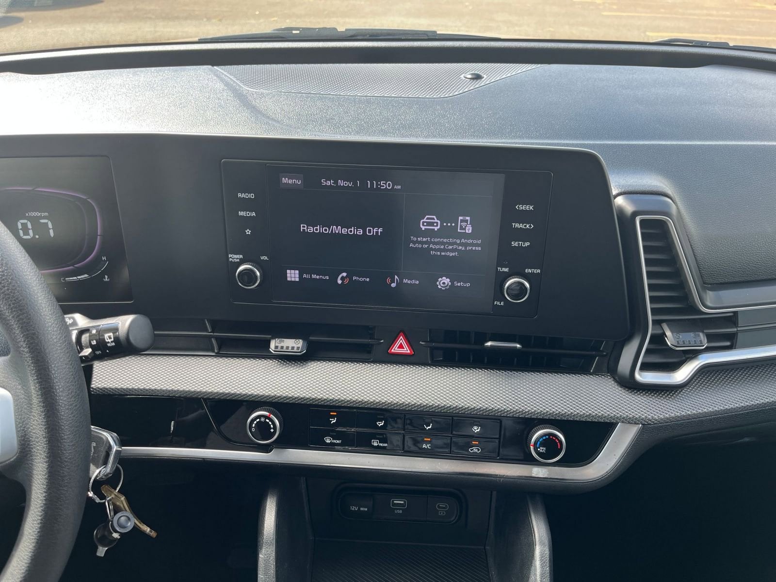 Thumbnail: 2023 Kia Sportage - 18